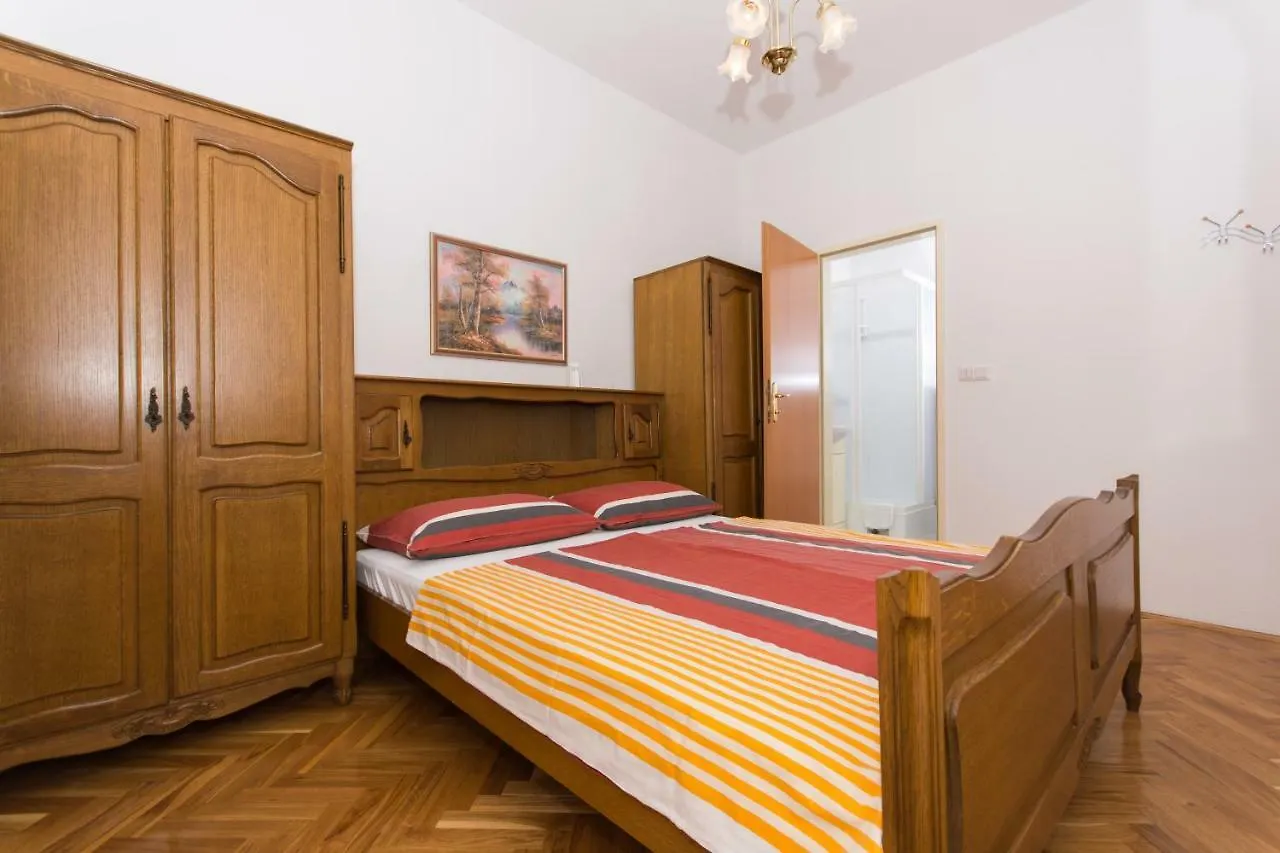 Apartment Villa Nella Bella Trogir
